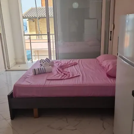 Daisy's Property 1 Саранда